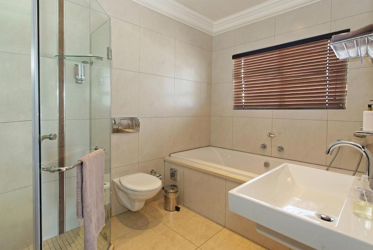 Ushaka Manor Guest House 다반 외부 사진