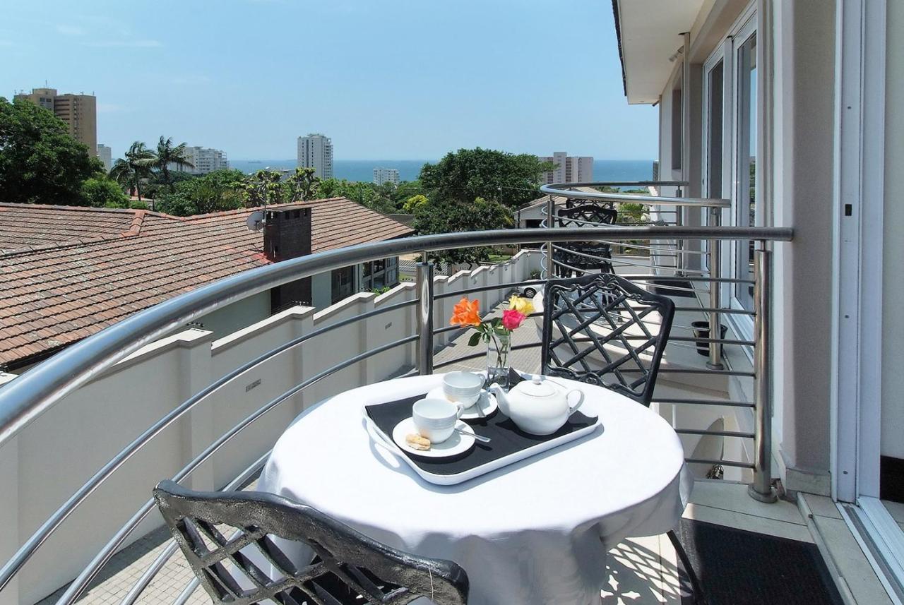Ushaka Manor Guest House 다반 외부 사진