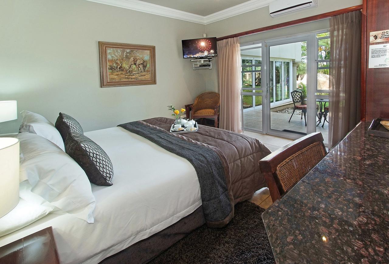 Ushaka Manor Guest House 다반 외부 사진
