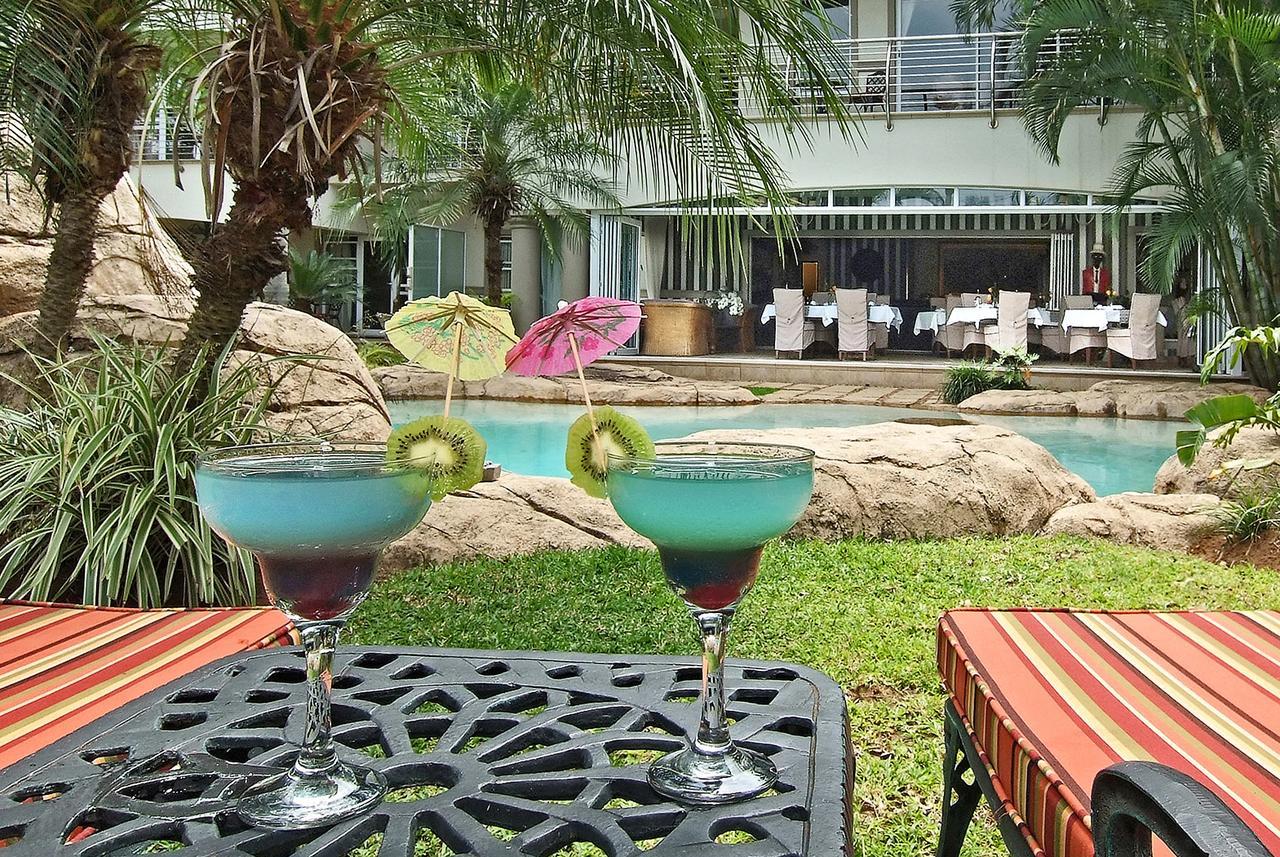 Ushaka Manor Guest House 다반 외부 사진