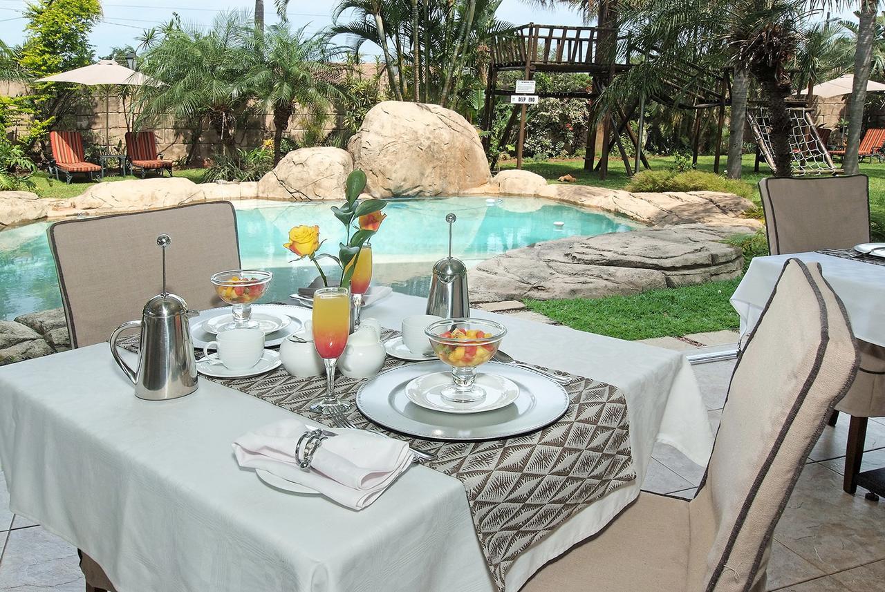 Ushaka Manor Guest House 다반 외부 사진