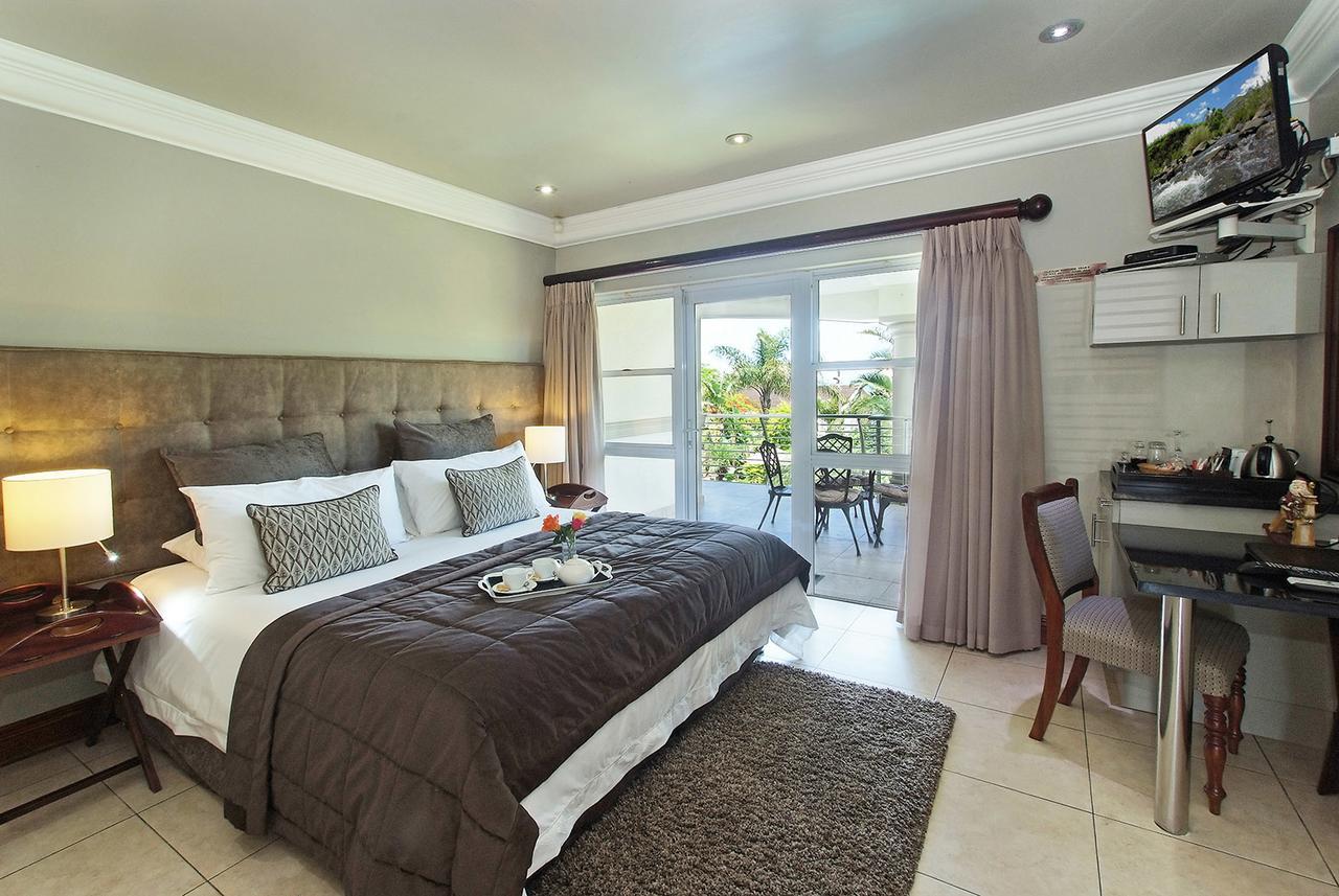 Ushaka Manor Guest House 다반 외부 사진